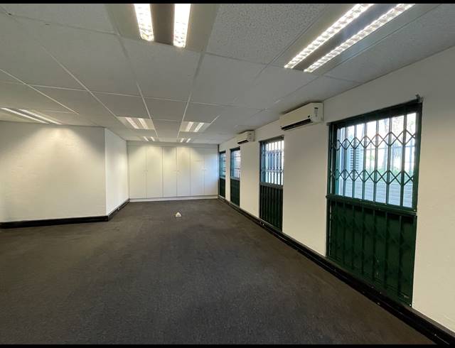 256M² OFFICE TO LET IN RIVONIA